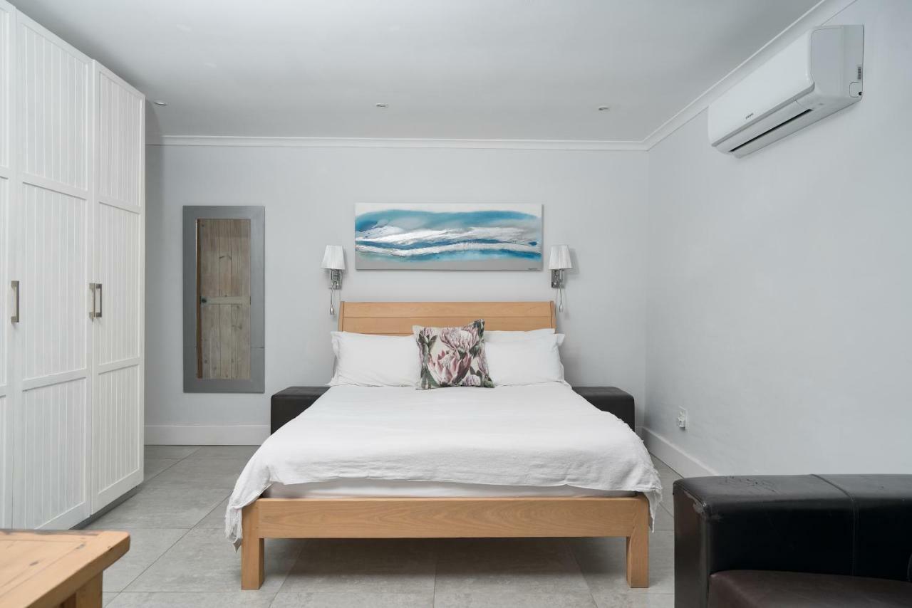 Camps Bay Studio Guesthouse - Studio 케이프타운 외부 사진